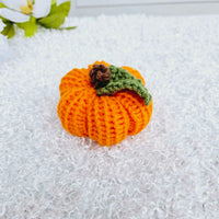 Knitted Pumpkins,Yarn Projects,Carrie's Butterfly Boutique